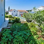 With Parking Space Hvar - 23674 Хвар