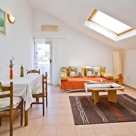 Apartment With A Parking Space Hvar - 23674