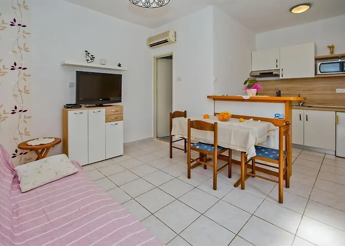 With Parking Space Hvar - 23674 Hvar Town