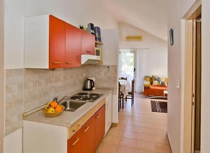 With Parking Space Hvar - 23674 شقة *